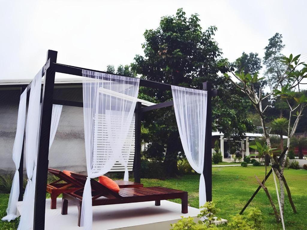 V Valley Resort Satun Bagian luar foto